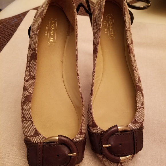 COACH BROWN FLATS SIZE 8.5 without the box - Picture 5 of 5